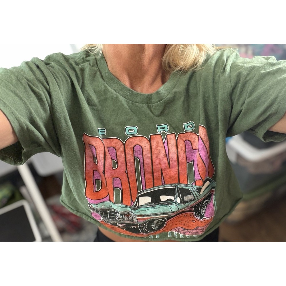 Junk Food Clothing Ford Bronco Off Road Ready Flea Market Women's M Crop Tee - Picture 15 of 16